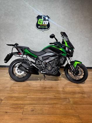 BAJAJ DOMINAR 400 